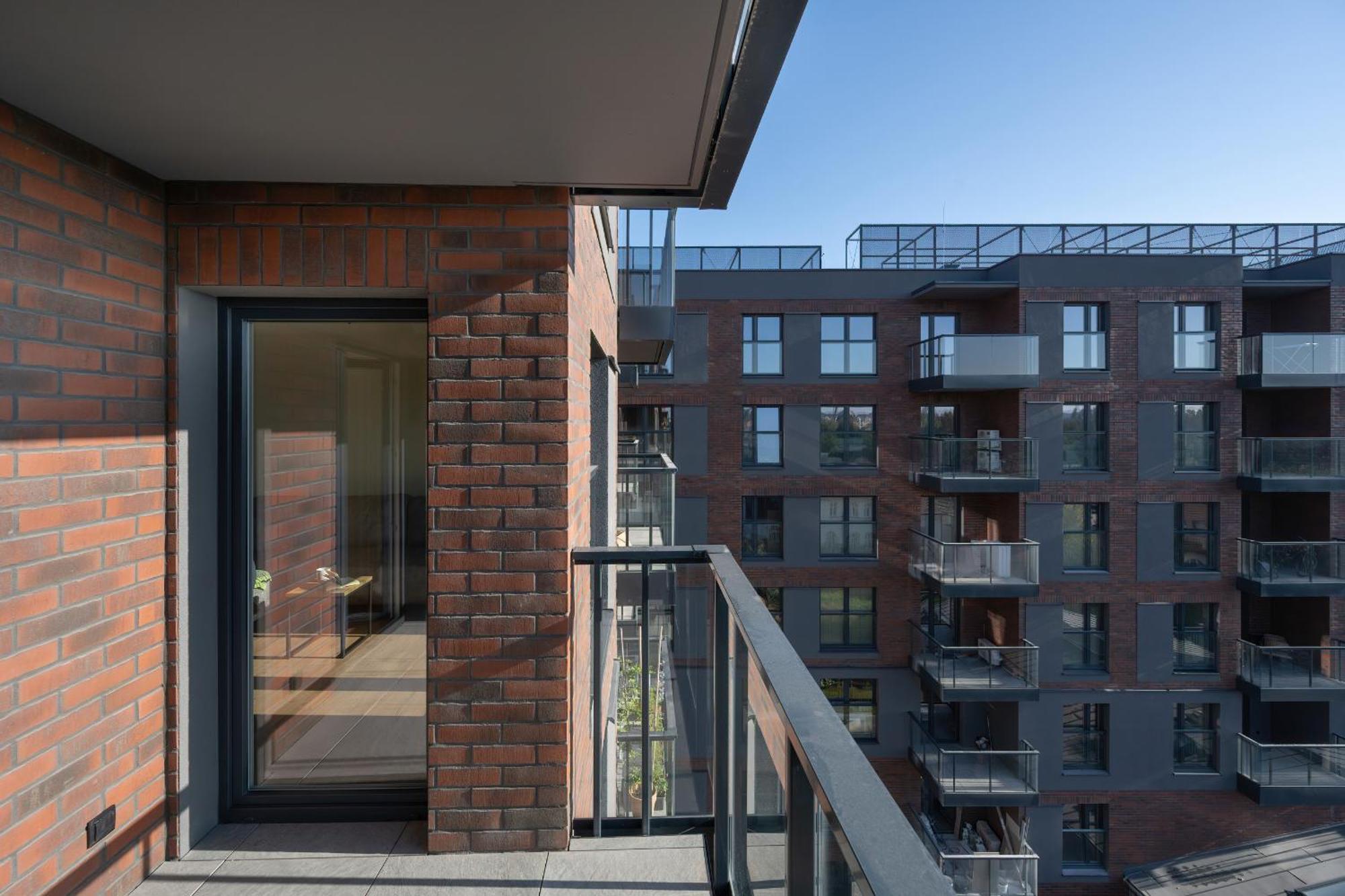 1-bedroom With Parking & Balcony By Renters Wrocław